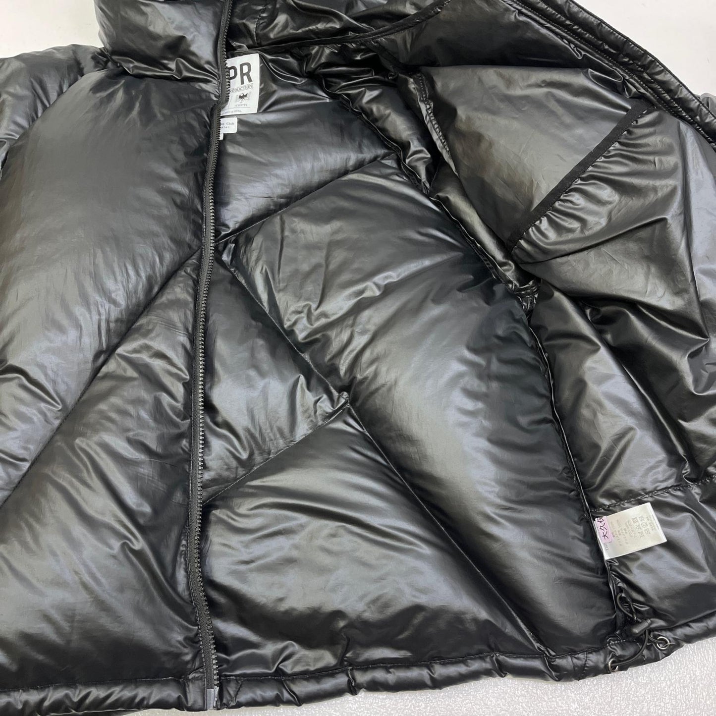 【中古】TIGHTBOOTH PRODUCTION | タイトブースプロダクション Chaos Fishing Club ダウンジャケット ブラック サイズ：M【加古川店】