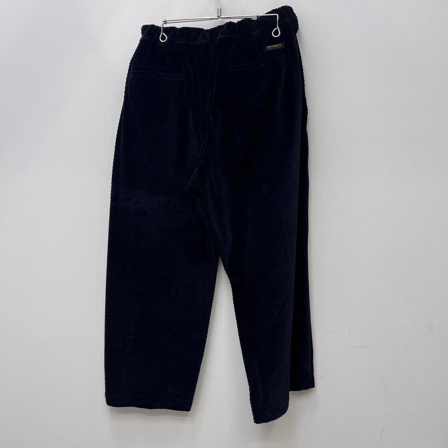 【中古】TIGHTBOOTH PRODUCTION | タイトブースプロダクション BIAS CORD BAGGY SLACKS パンツ ブラック サイズ：L【加古川店】