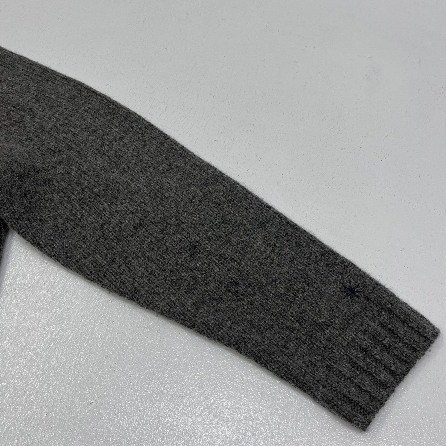 【中古】GDC | ジーディーシー Shetland Turtle Knit セーター gd0214 グレー サイズ：XL【加古川店】