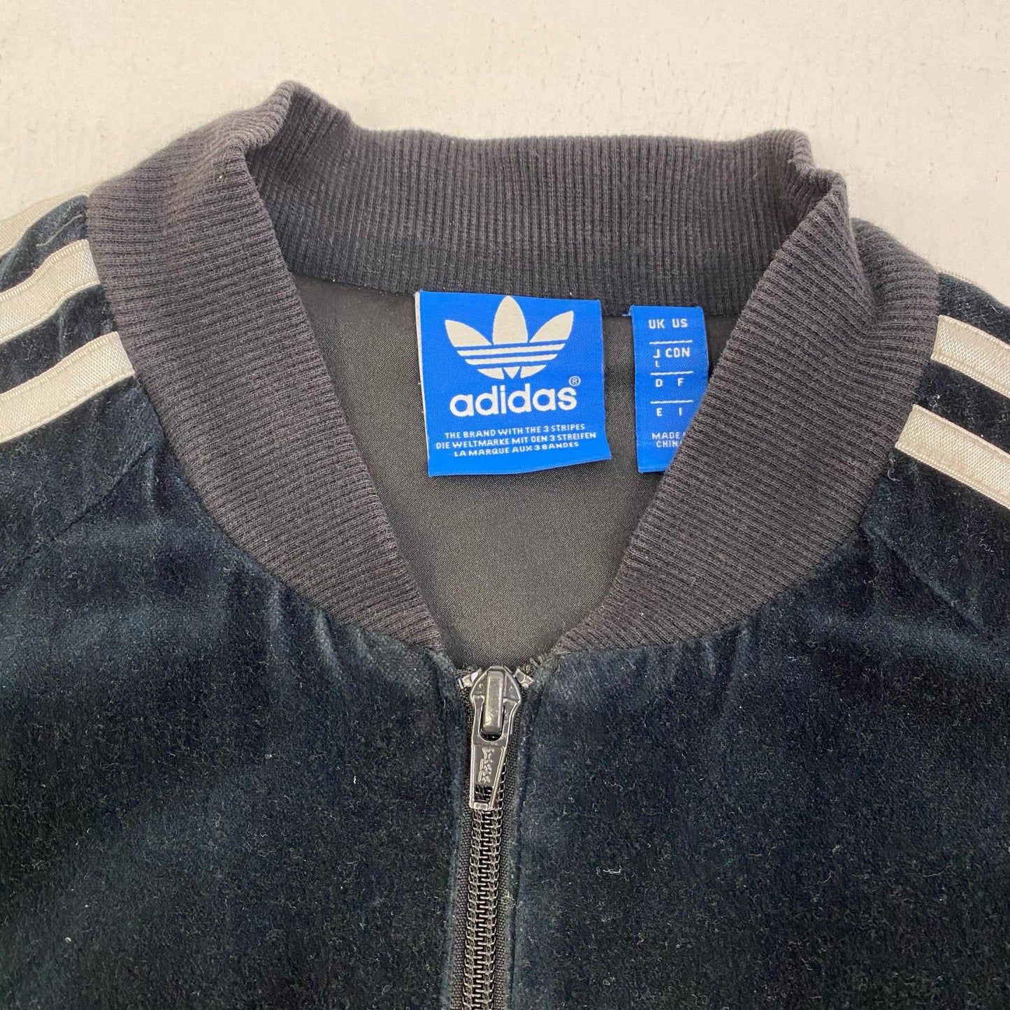 【中古】adidas Originals | アディダスオリジナルス SS VELOUR TRACKTOP ジャージ ao3567 ブラック サイズ：L【加古川店】