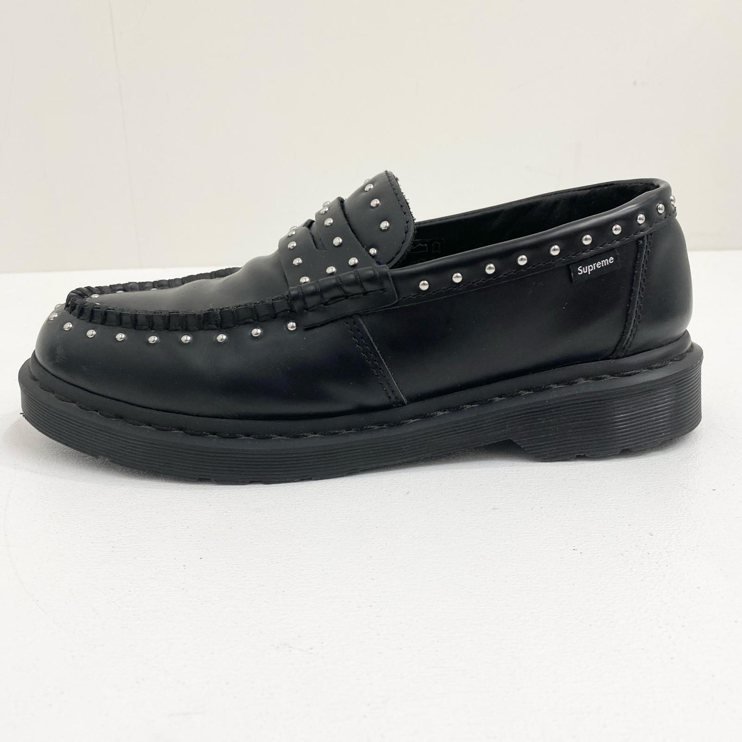 Supreme × Dr.Martens | シュプリーム Studded Penton Loafer ローファー 41873001 ブラック　26.0cm
