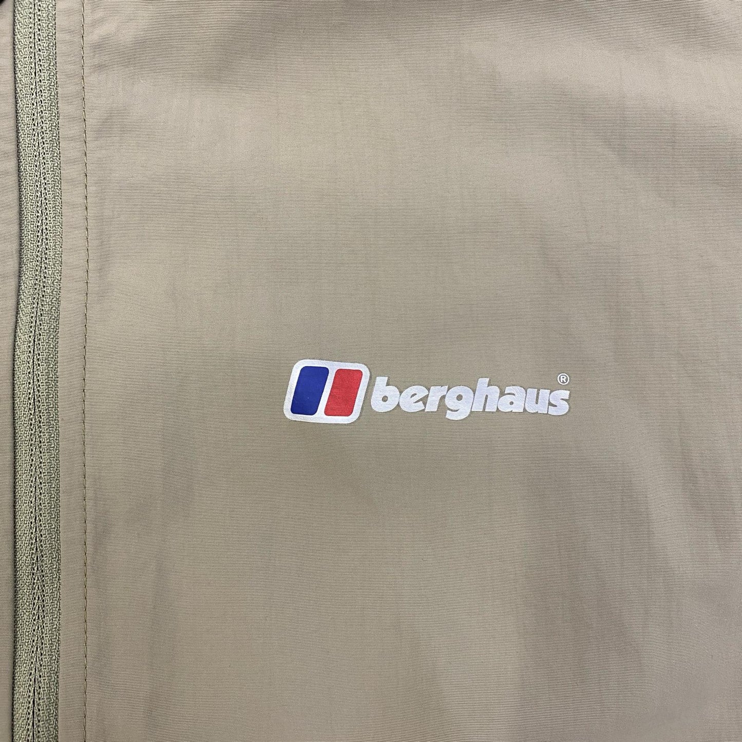 【中古】BERGHAUS | バーグハウス M Travel Windshirt ナイロンジャケット 20190 ベージュ サイズ：S【加古川店】