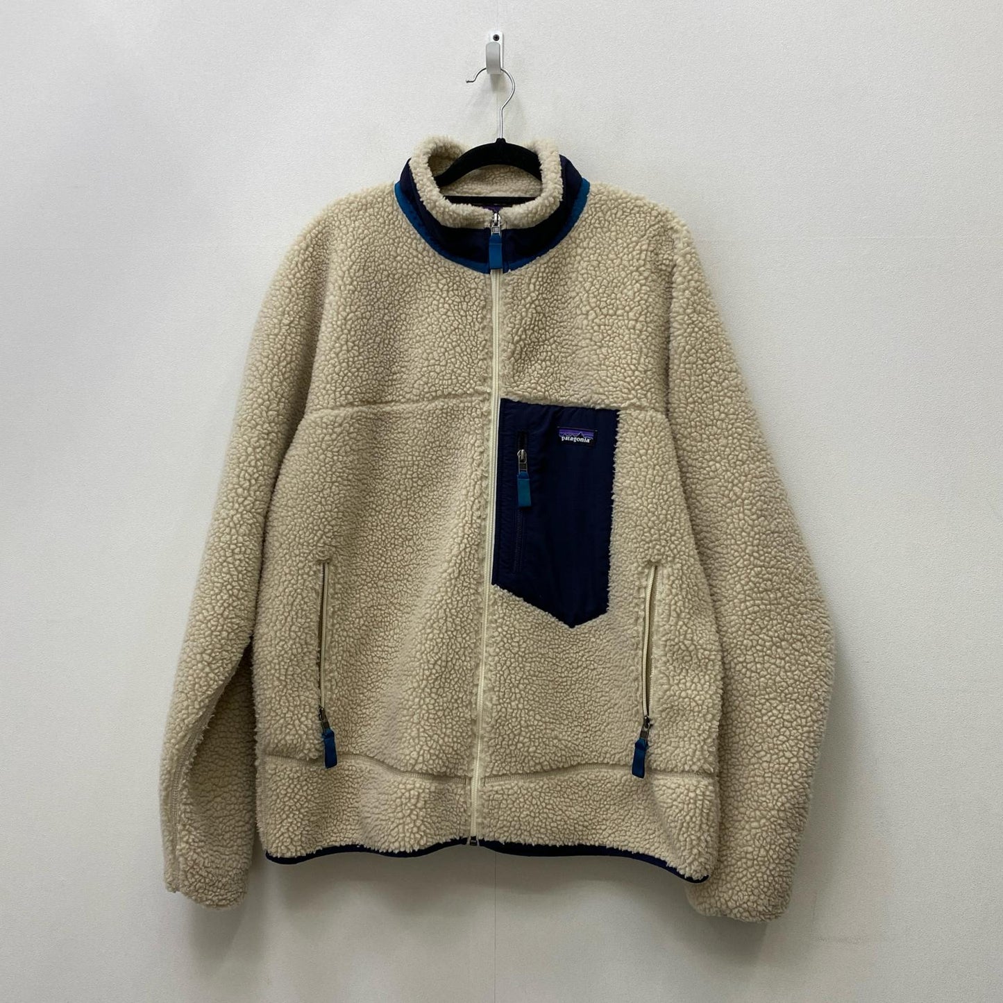 【中古】patagonia | パタゴニア Classic Retro-X Jacket その他トップス 23056 ベージュ サイズ：L【加古川店】
