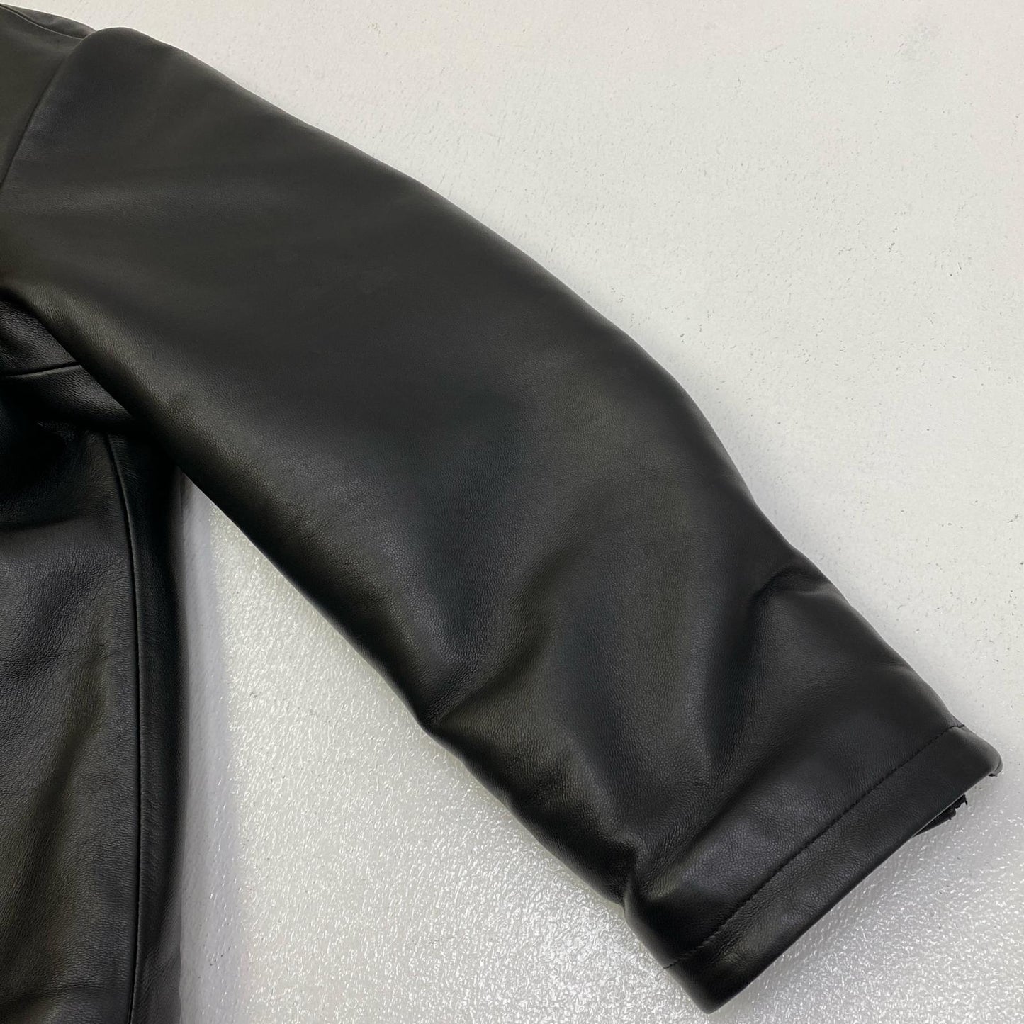 【中古】 リアルレザームートンハイネックジャケット レザー ブラック サイズ：S【加古川店】