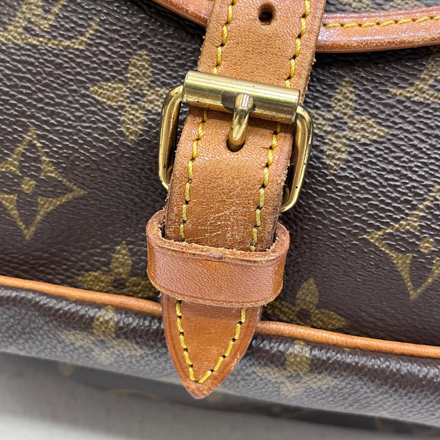 【中古】LOUIS VUITTON | ルイ・ヴィトン ソミュール30 ショルダーバッグ M42256 AR0913【加古川店】