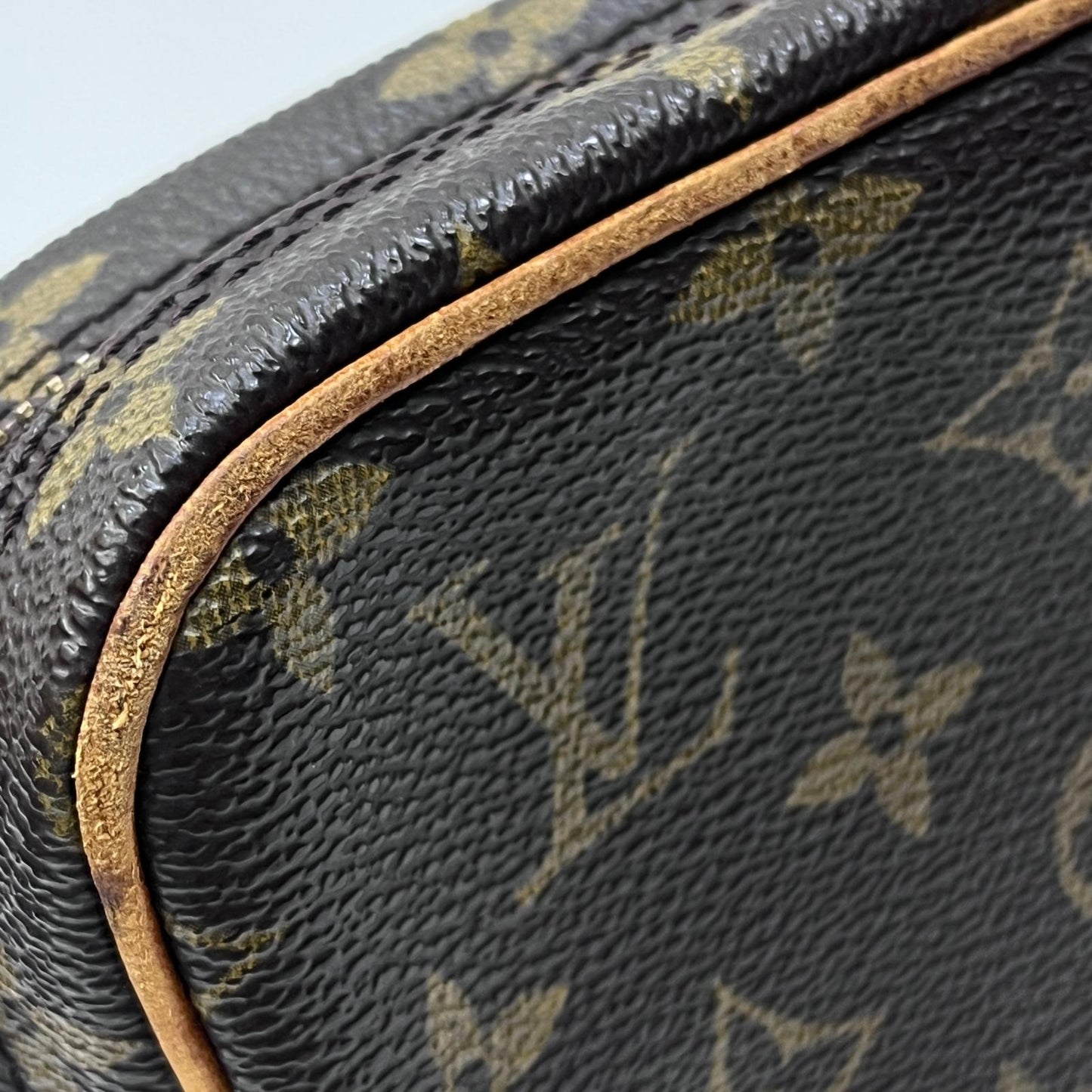 【中古】LOUIS VUITTON | ルイ・ヴィトン ダヌーブ ショルダーバッグ M45266 SL0033【加古川店】