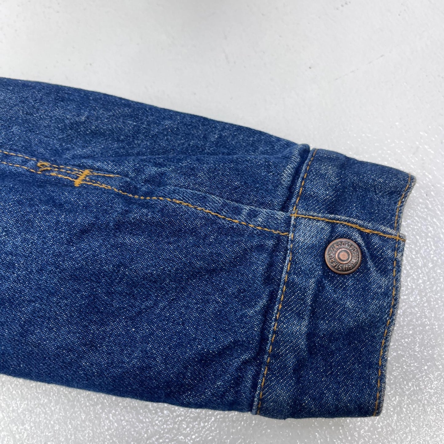 【中古】Levi's | リーバイス AUTHENTIC デニム インディゴ サイズ：XXL【加古川店】