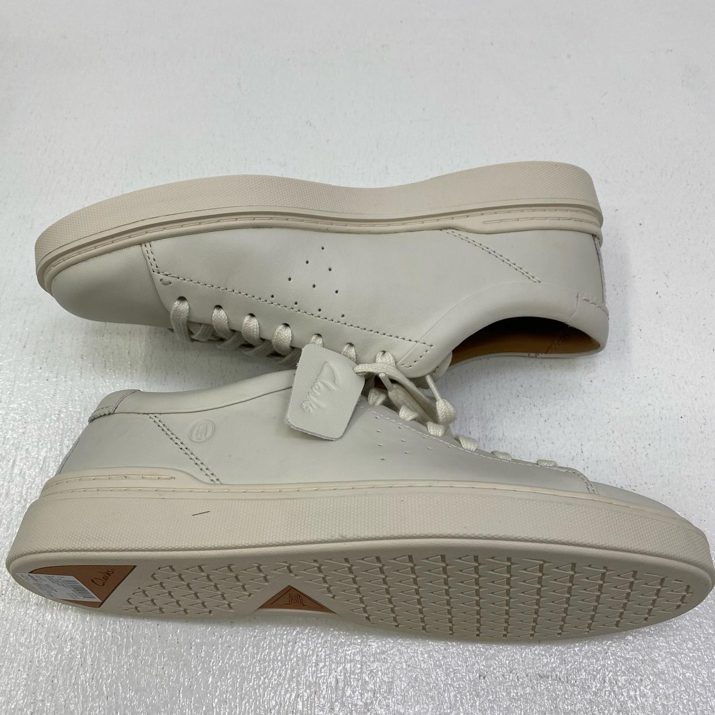 【中古】Clarks | クラークス craft swift white leather スニーカー 26176134 ホワイト【加古川店】