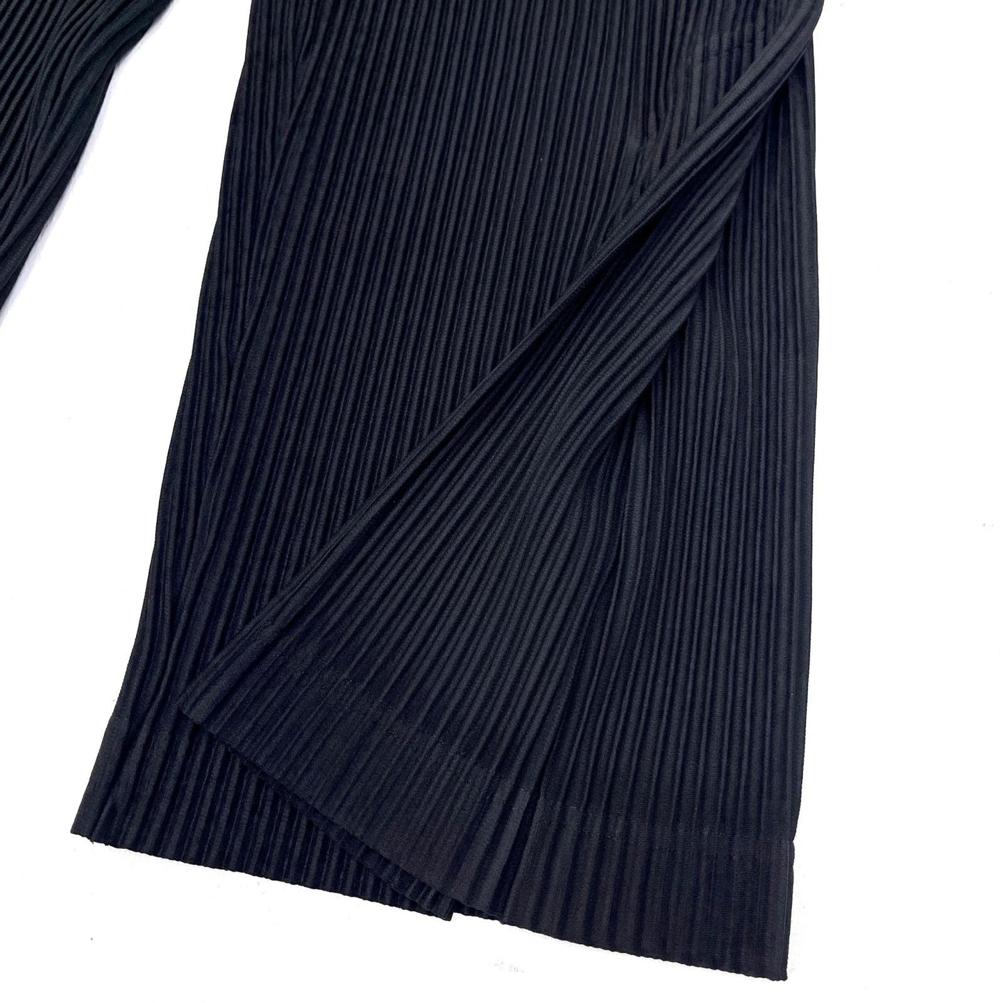 【中古】ISSEY MIYAKE | イッセイミヤケ TAILORED PLEATS HOMME PLISSE パンツ HP33JF153 ブラック サイズ：2【加古川店】