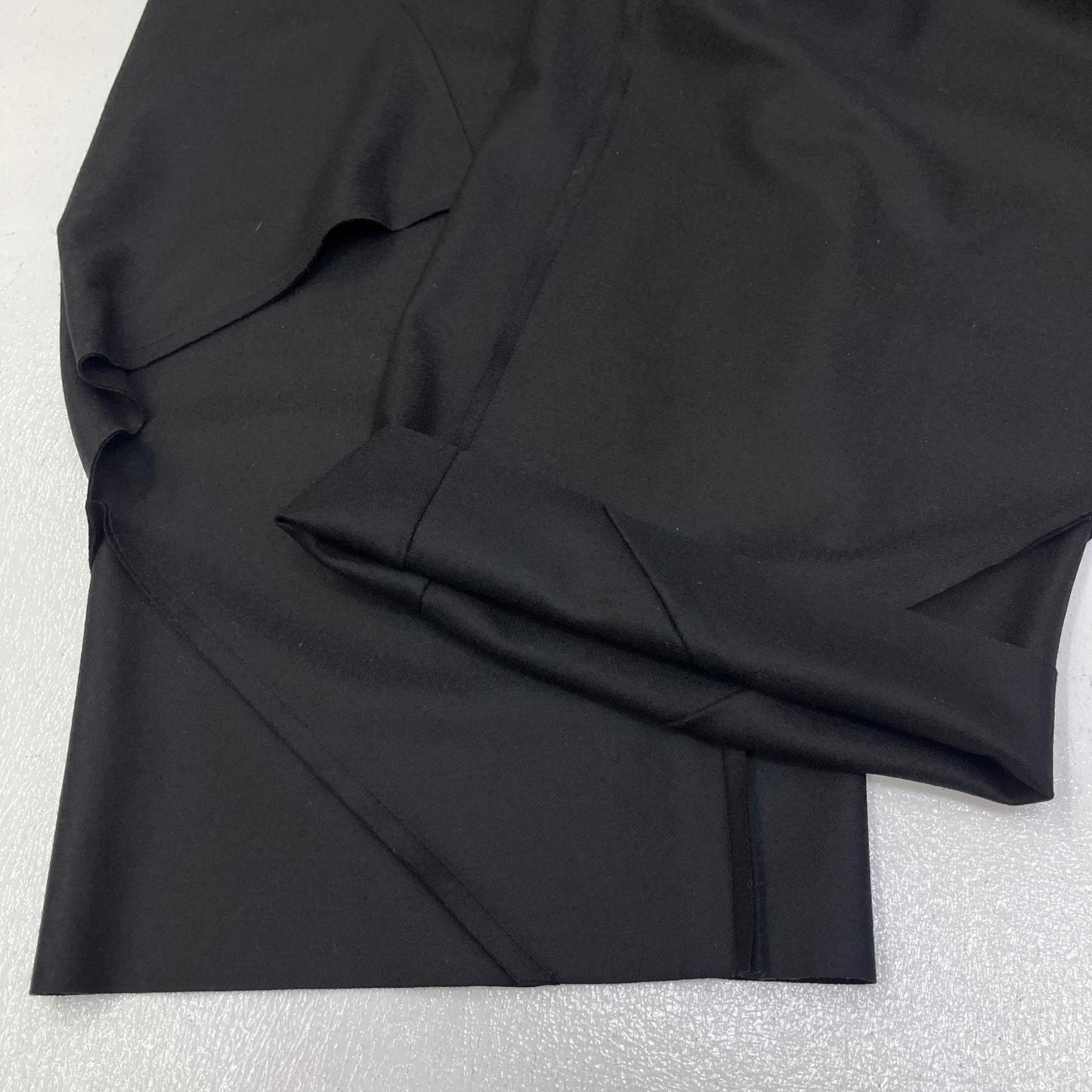 【中古】ISSEY MIYAKE | イッセイミヤケ 132 5. パンツ IL33FF348 ブラック サイズ：3【加古川店】