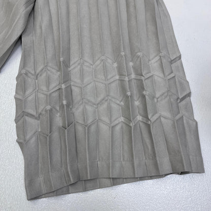 【中古】ISSEY MIYAKE | イッセイミヤケ UBE PLEATS BOTTOMS パンツ MI33FF672 グレー【加古川店】