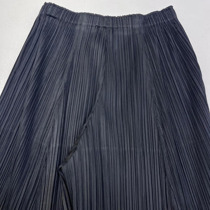 【中古】ISSEY MIYAKE | イッセイミヤケ THICKER BOTTOMS 2 PLEATS PLEASE パンツ PP33JF384 ブラック サイズ：4【加古川店】