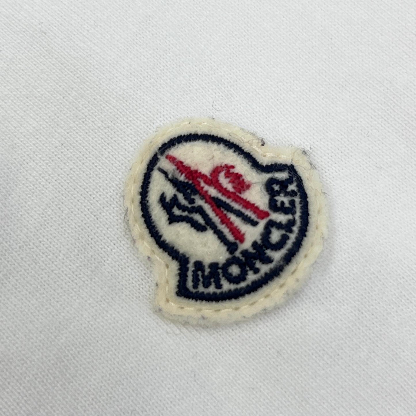 【中古】MONCLER | モンクレール MAGLIA T-SHIRT 国内正規品 半袖Ｔシャツ F10918C73510 ホワイト サイズ：M【加古川店】