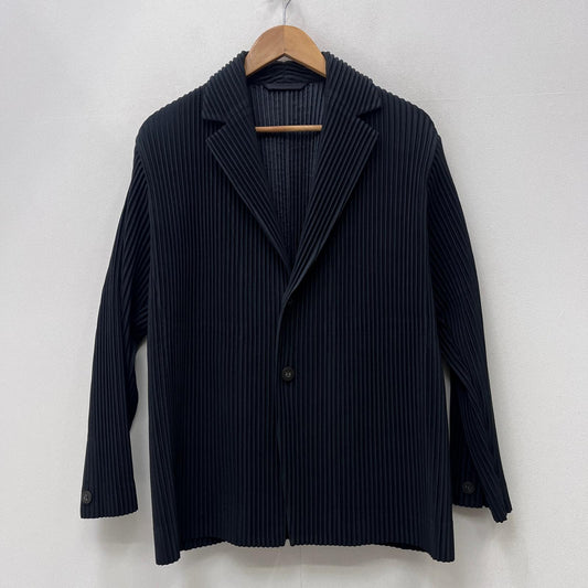 【中古】ISSEY MIYAKE | イッセイミヤケ BASICSプリーツジャケット テーラードジャケット HP55JD501 ブラック サイズ：1【加古川店】