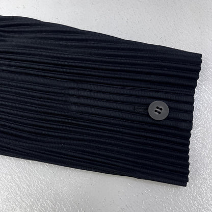 【中古】ISSEY MIYAKE | イッセイミヤケ BASICSプリーツジャケット テーラードジャケット HP55JD501 ブラック サイズ：1【加古川店】