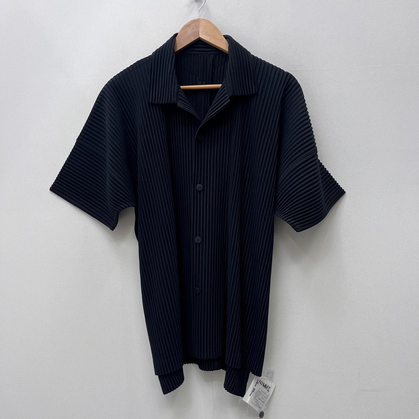 【中古】ISSEY MIYAKE | イッセイミヤケ MONTHLY COLORS : MAY 半袖シャツ HP61JJ051 ブラック サイズ：3【加古川店】