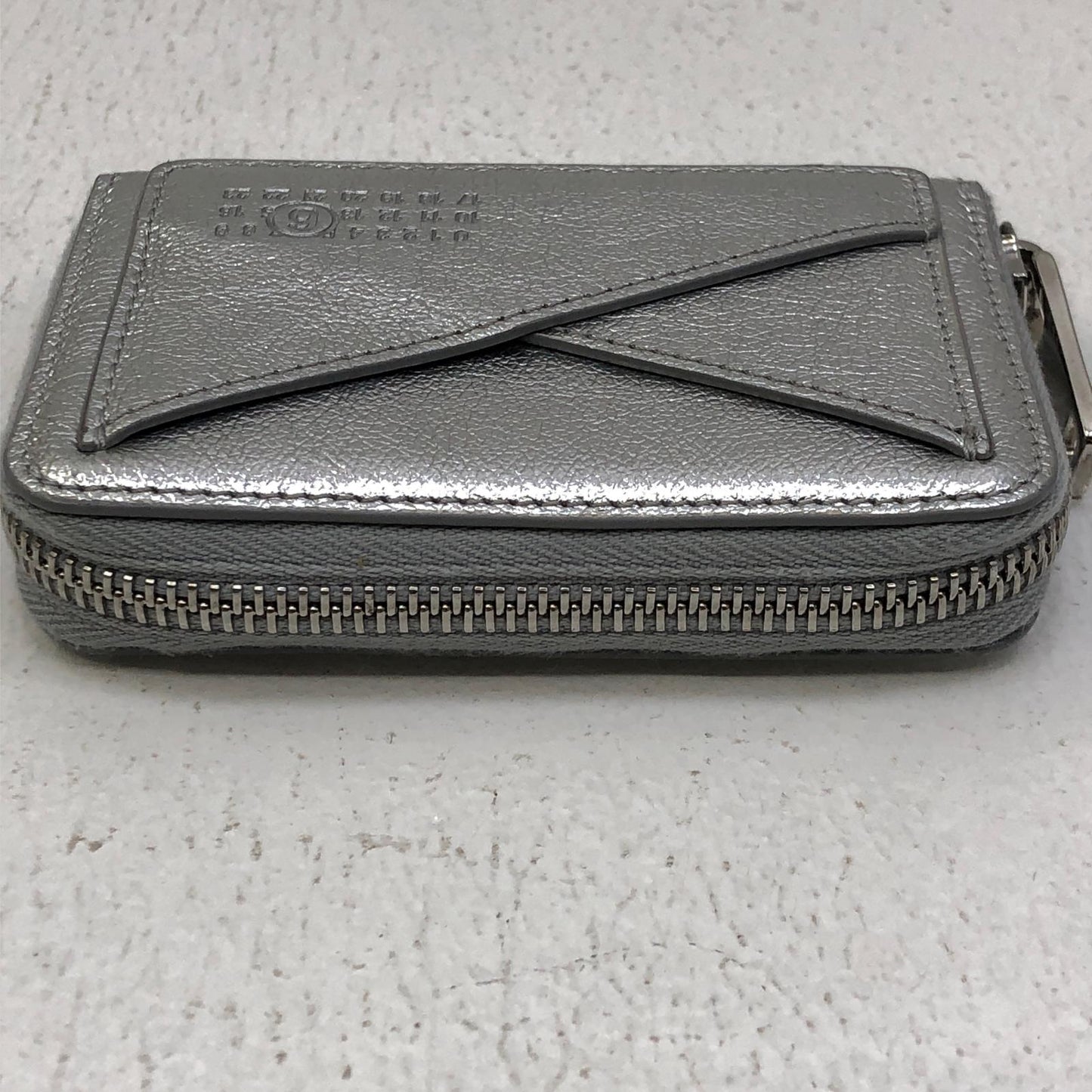 【中古】MM6(Maison Margiela) | エムエムシックスメゾンマルジェラ カードケース SA6UI0016 P6206 シルバー【加古川店】