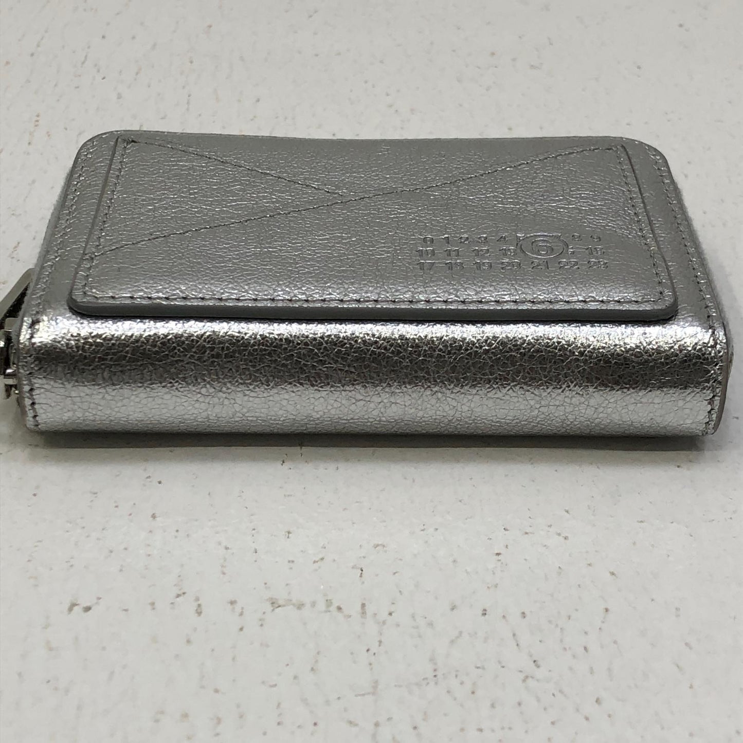【中古】MM6(Maison Margiela) | エムエムシックスメゾンマルジェラ カードケース SA6UI0016 P6206 シルバー【加古川店】