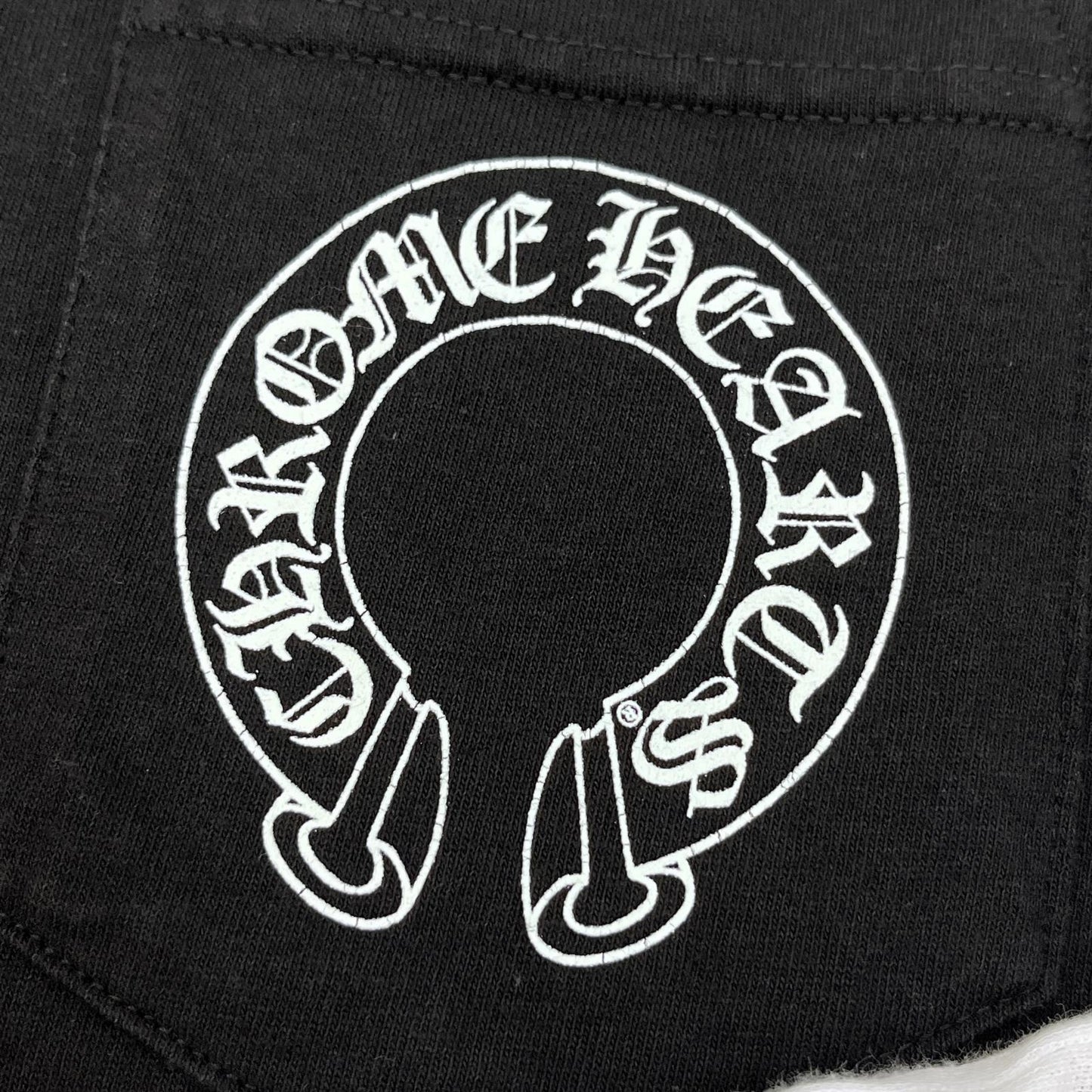 【中古】CHROME HEARTS | クロムハーツ Horseshoe Back Scroll Label 国内正規品 半袖Ｔシャツ 2212-304-0665 ブラック サイズ：S【加古川店】