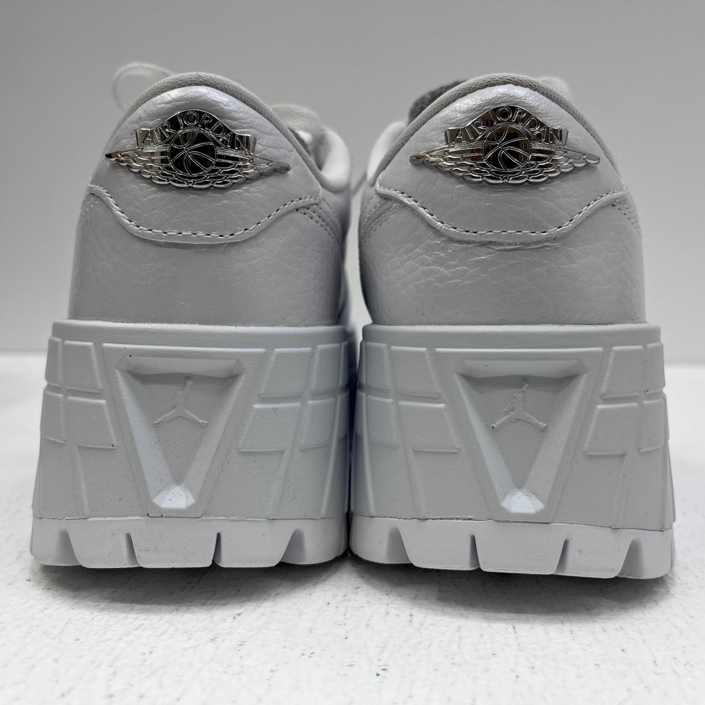 【中古】NIKE | ナイキ Women's Air Jordan 1 Brooklyn Low スニーカー HF3184-100 ホワイト 23cm【加古川店】