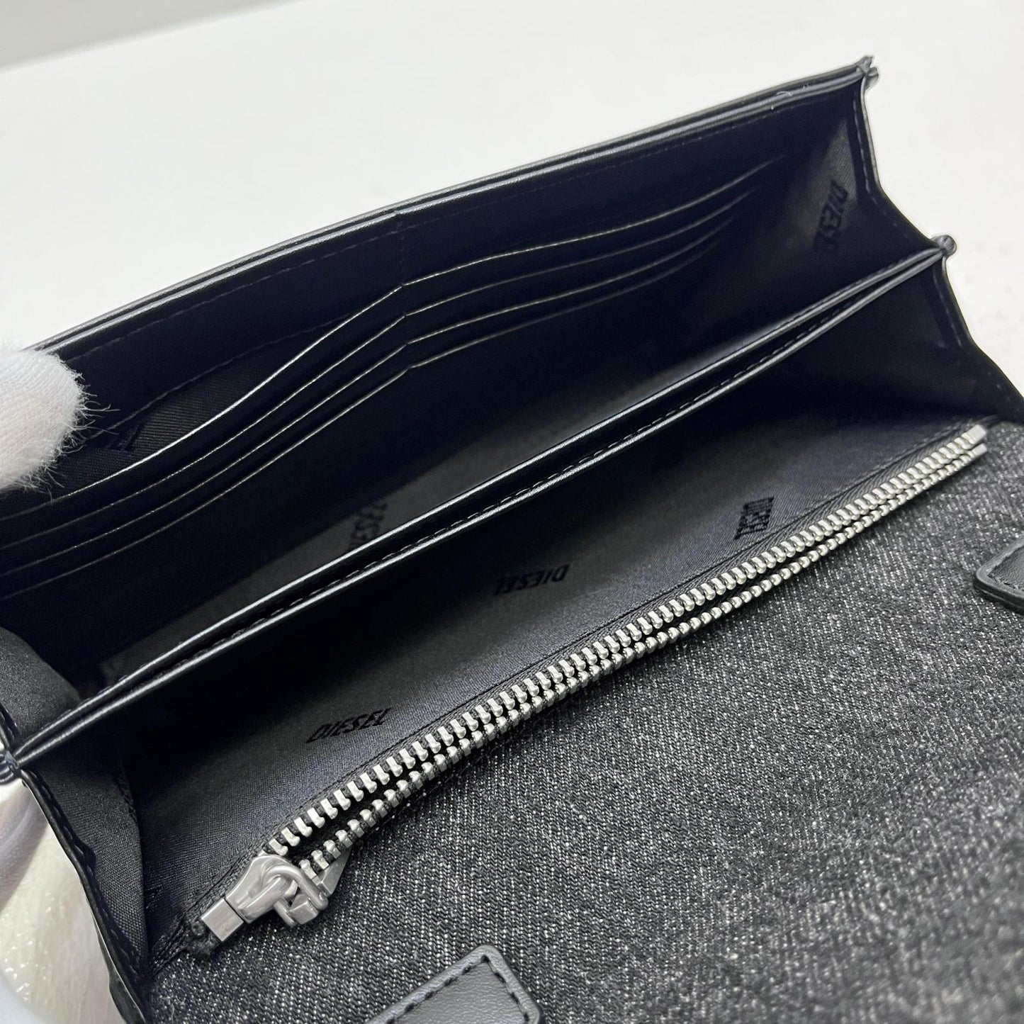 【中古】DIESEL | ディーゼル CHARM-D WALLET STRAP ショルダーバッグ インディゴ【加古川店】
