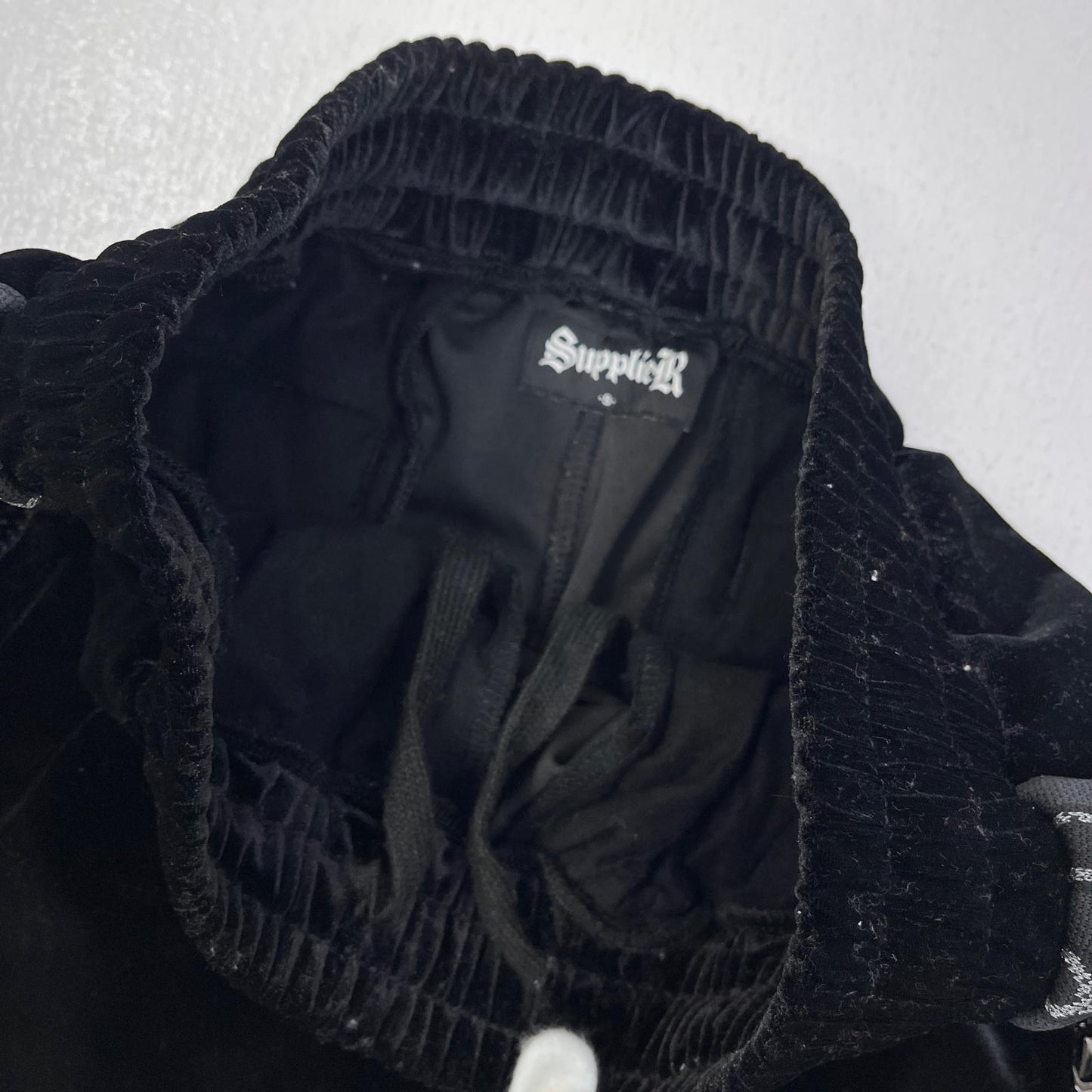 【中古】SUPPLIER | サプライヤー Velvet Track pants パンツ ブラック サイズ：S【加古川店】