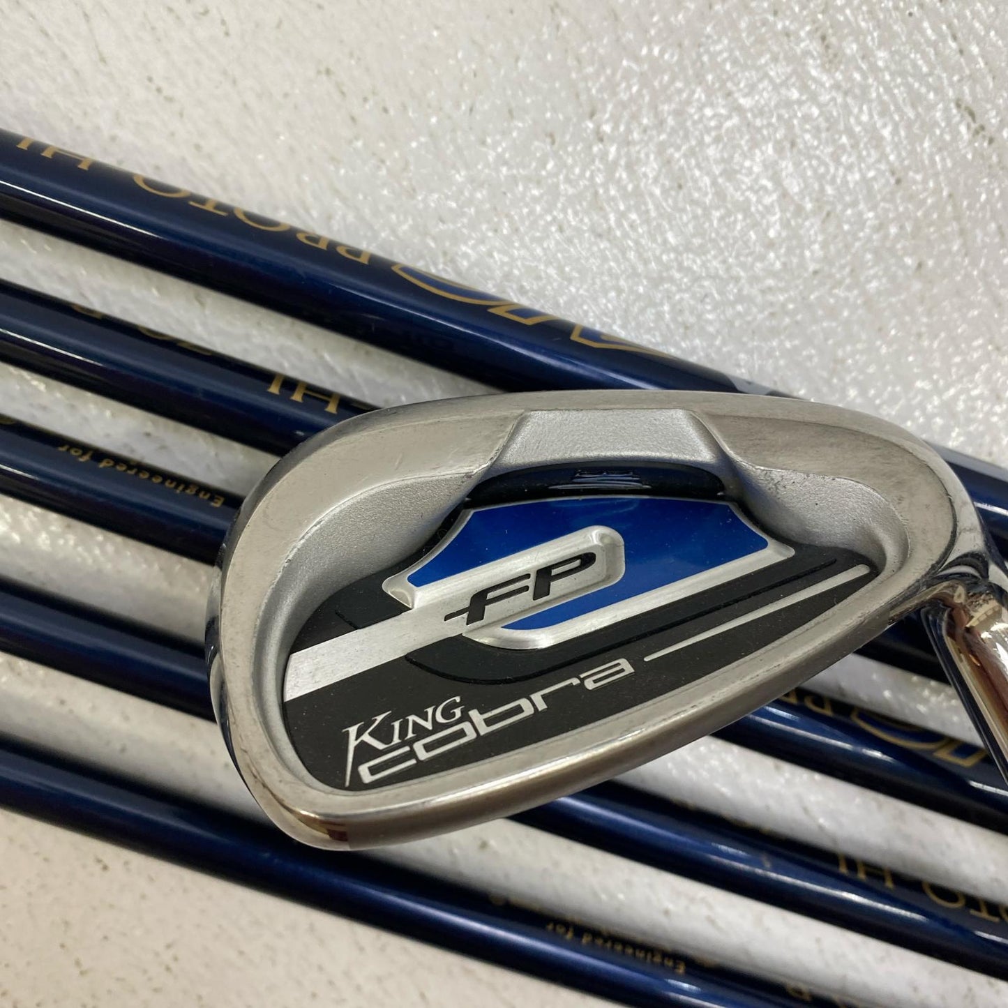 【ゴルフ用品】 COBRA | コブラ COBRA アイアンセット KING cobra FP(2008)ｱｲｱﾝ6本ｾｯﾄ シャフト:ALDILA VS PROTO-HL フレックス:R 5~9.P【加古川店】