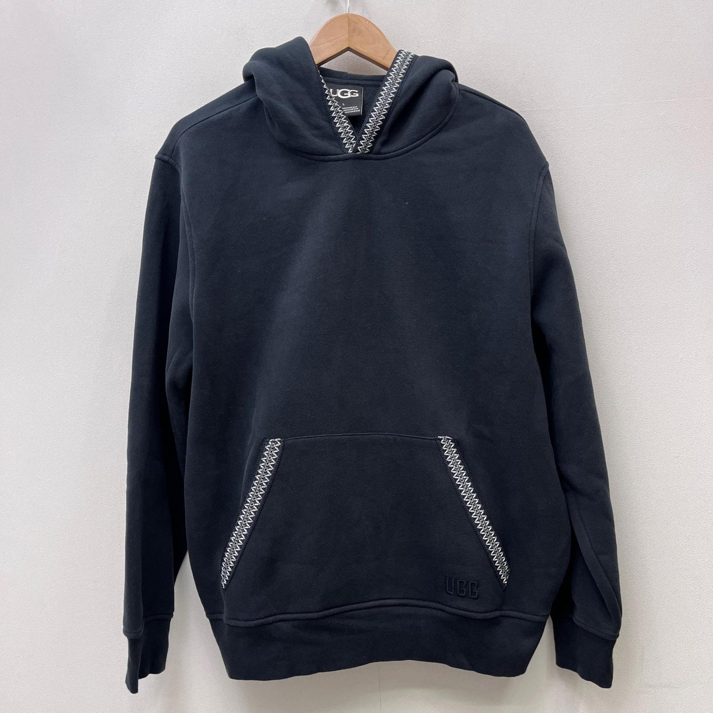 【中古】UGG | アグ TASMAN HOODIE パーカー 1147090 ブラック サイズ：L【加古川店】