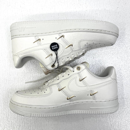 【中古】NIKE | ナイキ Women's Air Force 1 '07 LX スニーカー FV3654-111 ホワイト 24cm【加古川店】