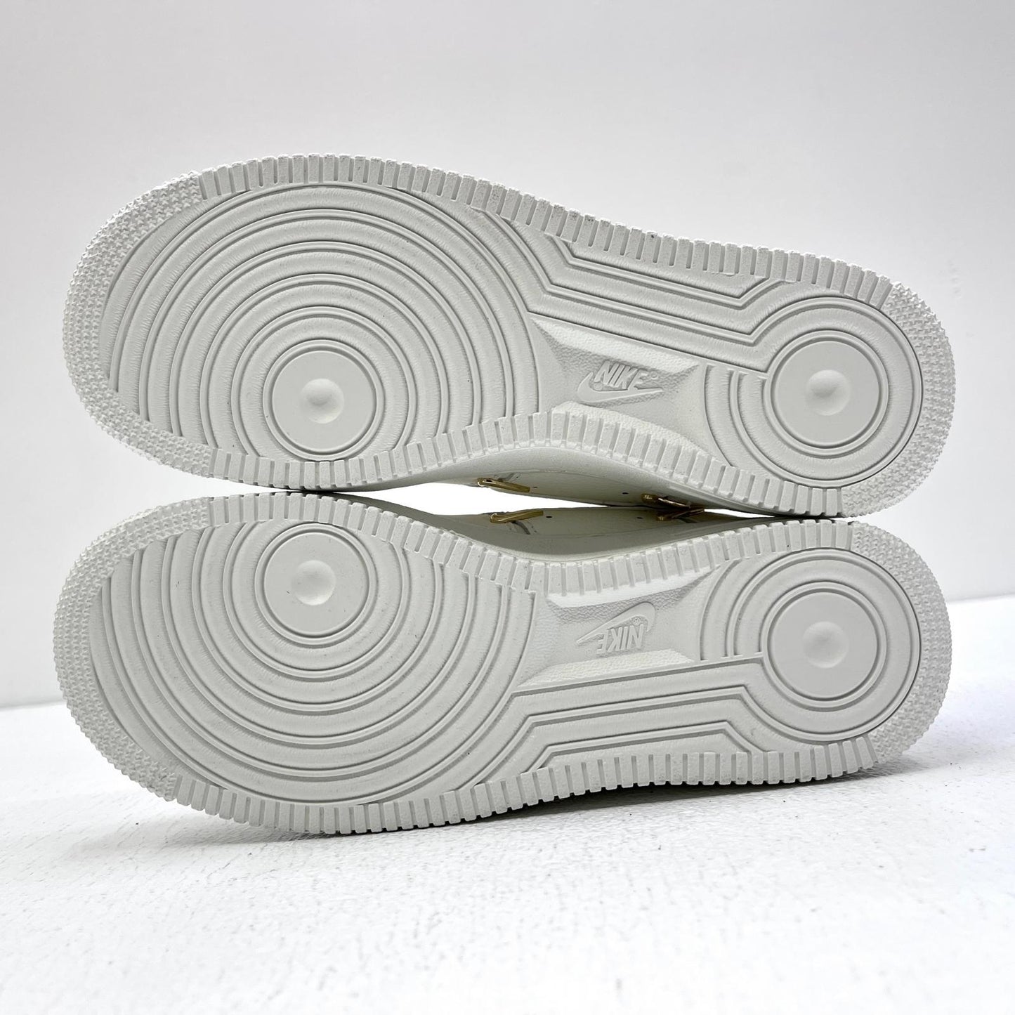 【中古】NIKE | ナイキ Women's Air Force 1 '07 LX スニーカー FV3654-111 ホワイト 24cm【加古川店】