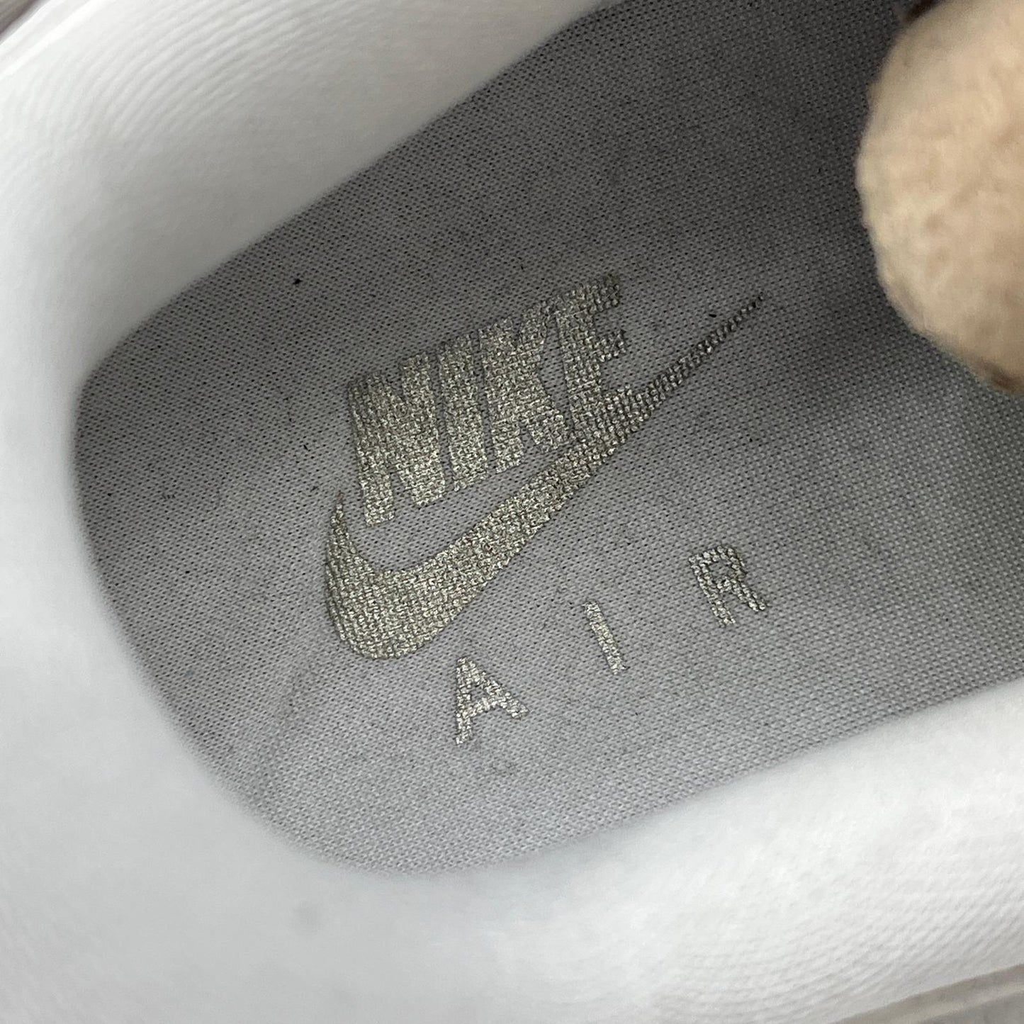 【中古】NIKE | ナイキ Women's Air Force 1 '07 LX スニーカー FV3654-111 ホワイト 24cm【加古川店】