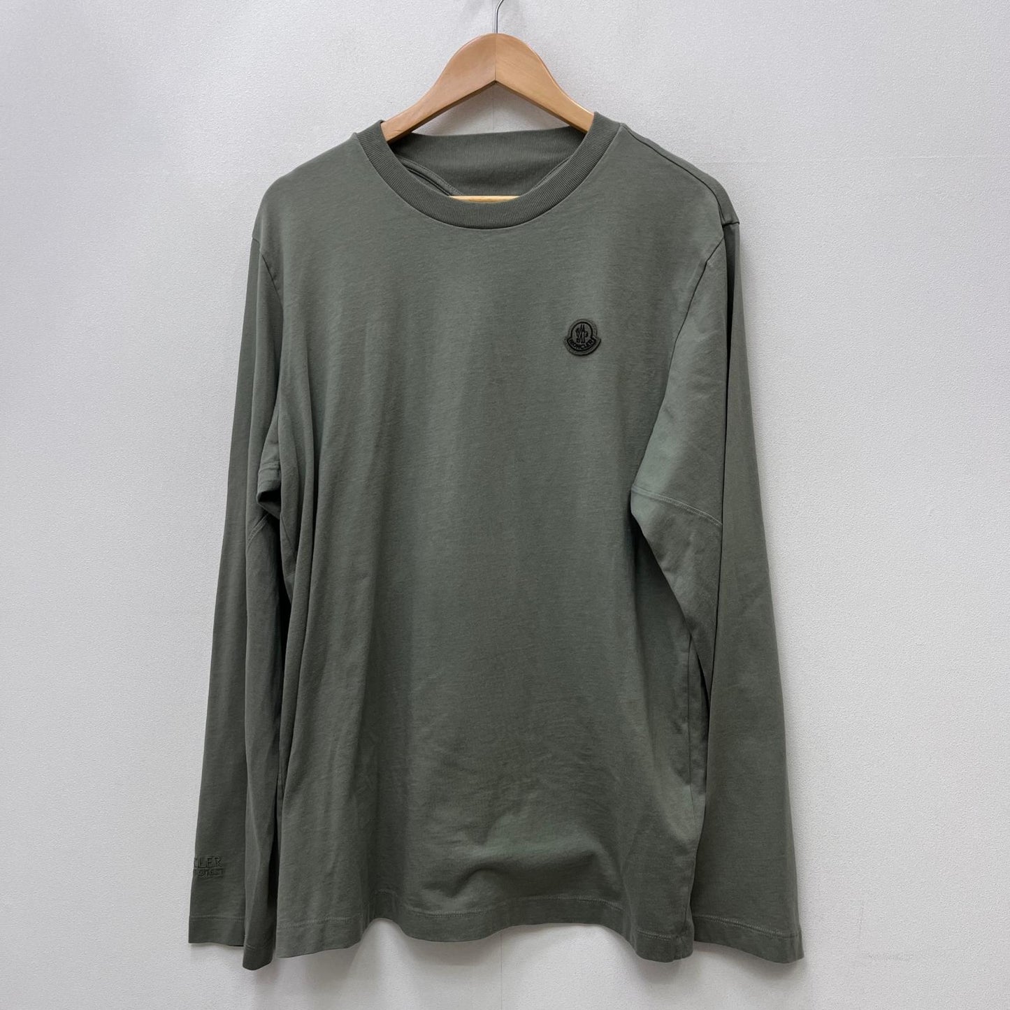 【中古】MONCLER | モンクレール 6S TSHIRT 長袖Ｔシャツ 8D00010 899YU カーキ サイズ：M【加古川店】