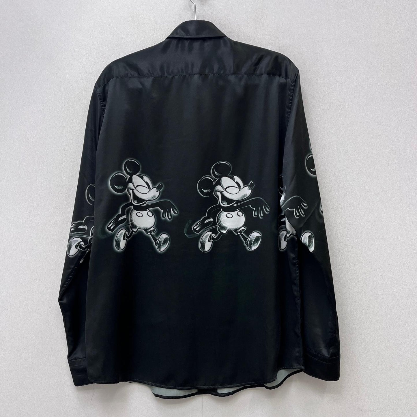 【中古】 maxsix Disney 半袖シャツ ブラック サイズ：M【加古川店】