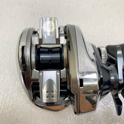 【フィッシング/釣り/釣具/リール】 【ベイトリール/右ハンドル】SHIMANO | シマノ 19アンタレス HG【加古川店】
