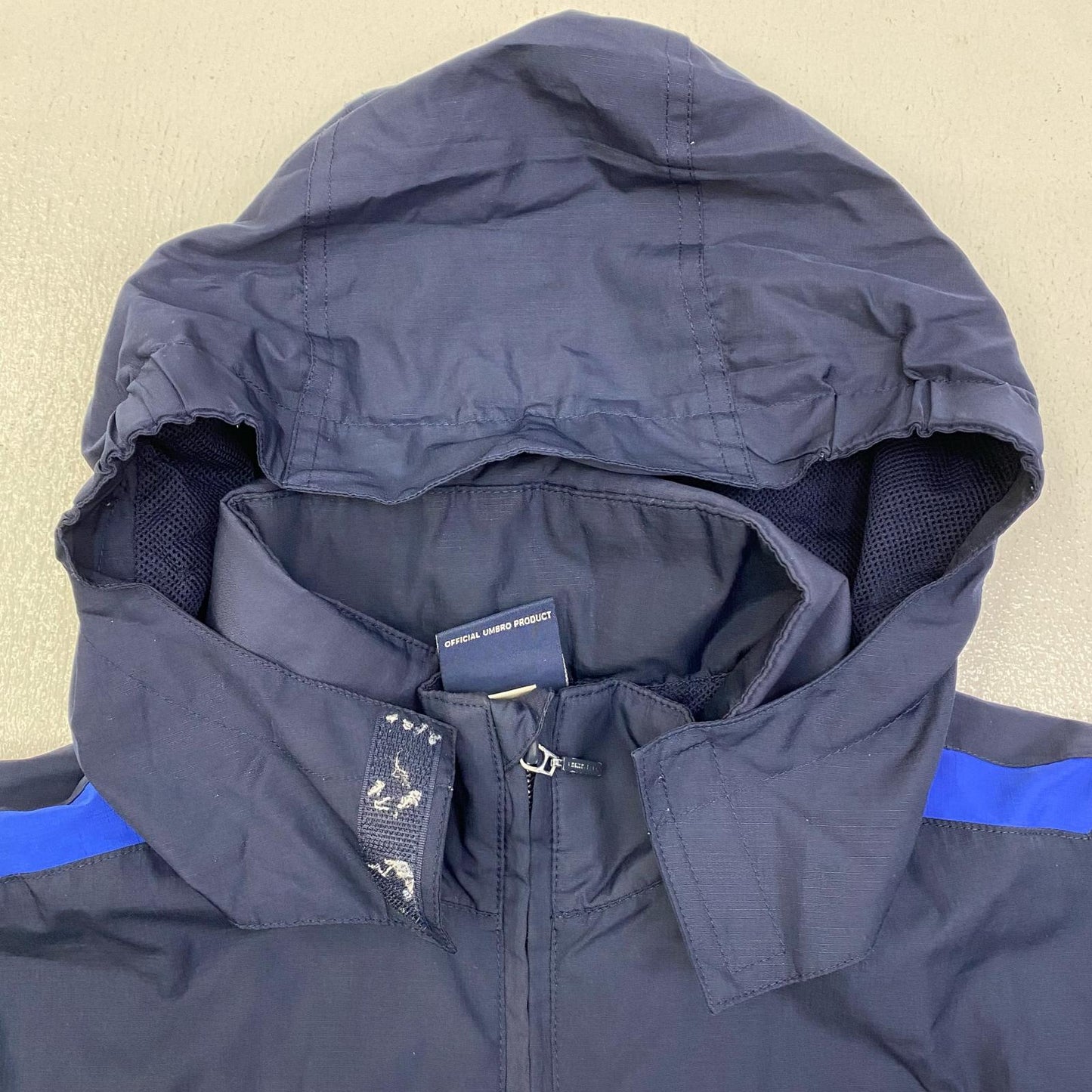 【中古】UMBRO | アンブロ ×Chelsea その他アウター ネイビー サイズ：L【加古川店】