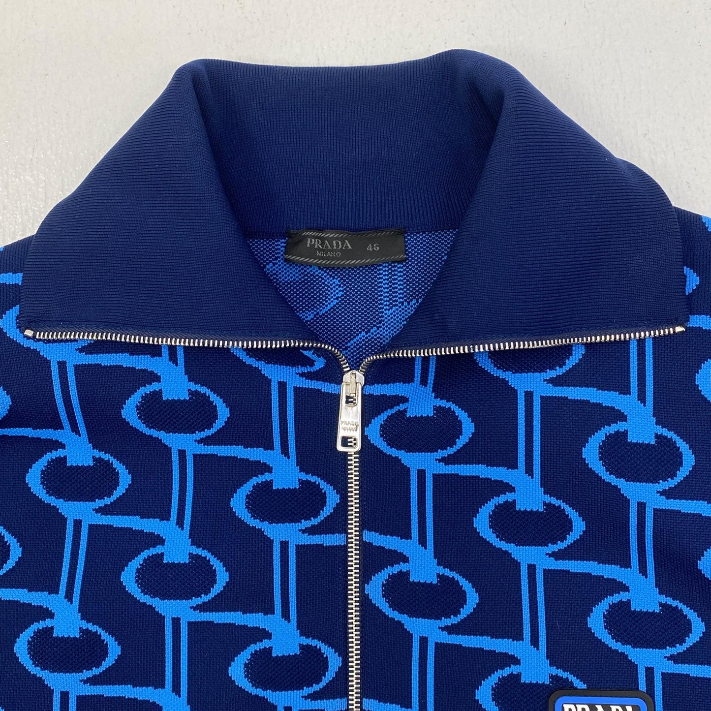 【中古】PRADA | プラダ 国内正規品 パーカー ブルー サイズ：46【加古川店】