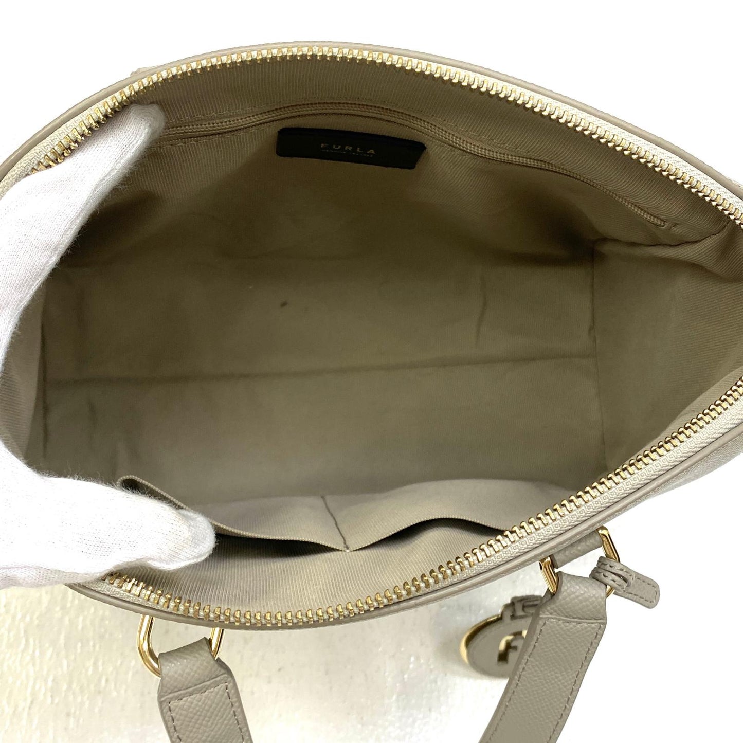 【中古】Furla | フルラ ミネルヴァ その他バッグ ベージュ【加古川店】