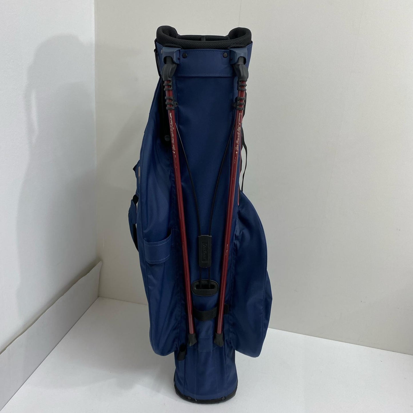 Titleist | タイトリスト Titleist ｽﾀﾝﾄﾞｷｬﾃﾞｨﾊﾞｯｸﾞ星条旗 ﾌｰﾄﾞﾎﾟｹｯﾄ中有【加古川店】