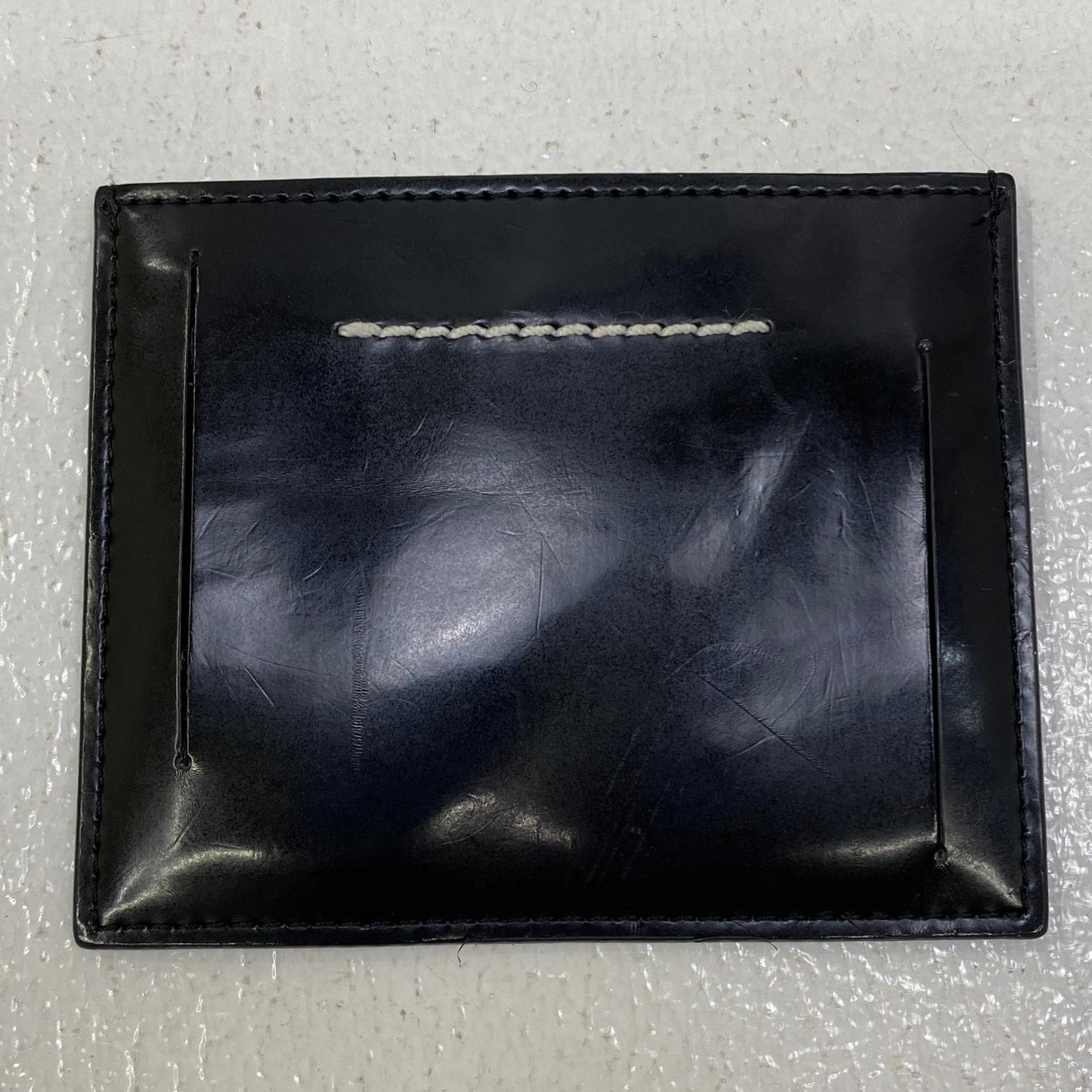 【中古】MM6(Maison Margiela) | エムエムシックスメゾンマルジェラ エンボスロゴ カードホルダー カードケース S54UI0129 P3935 T8013 ブラック【加古川店】