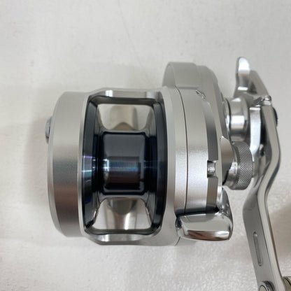 【フィッシング/釣り/釣具/リール】 【ベイトリール/右ハンドル】SHIMANO | シマノ 17オシアジガー カスタムノブ(純正パーツ付き) 1000HG【加古川店】