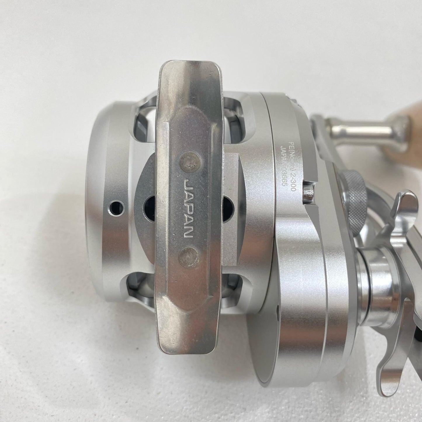 【フィッシング/釣り/釣具/リール】 【ベイトリール/右ハンドル】SHIMANO | シマノ 17オシアジガー カスタムノブ(純正パーツ付き) 1000HG【加古川店】