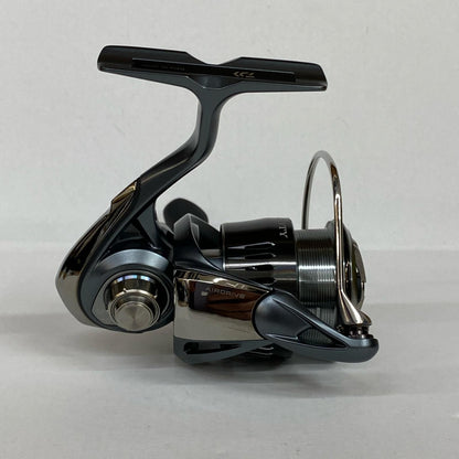 【フィッシング/釣り/釣具/リール】 【スピニングリール】Daiwa | ダイワ 23エアリティST SF2500SS-H-QD【加古川店】