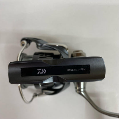 【フィッシング/釣り/釣具/リール】 【スピニングリール】Daiwa | ダイワ 23エアリティST SF2500SS-H-QD【加古川店】