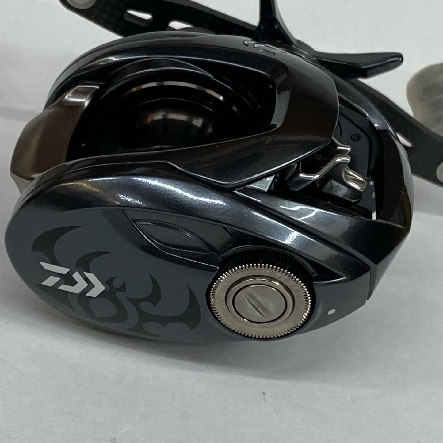 【フィッシング/釣り/釣具/リール】 【ベイトリール/左ハンドル】Daiwa | ダイワ 20タトゥーラSVTW カスタムノブ 103SHL【加古川店】