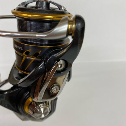 【フィッシング/釣り/釣具/リール】 【スピニングリール】Daiwa | ダイワ 21カルディアFCLT カスタムノブ 2000S【加古川店】