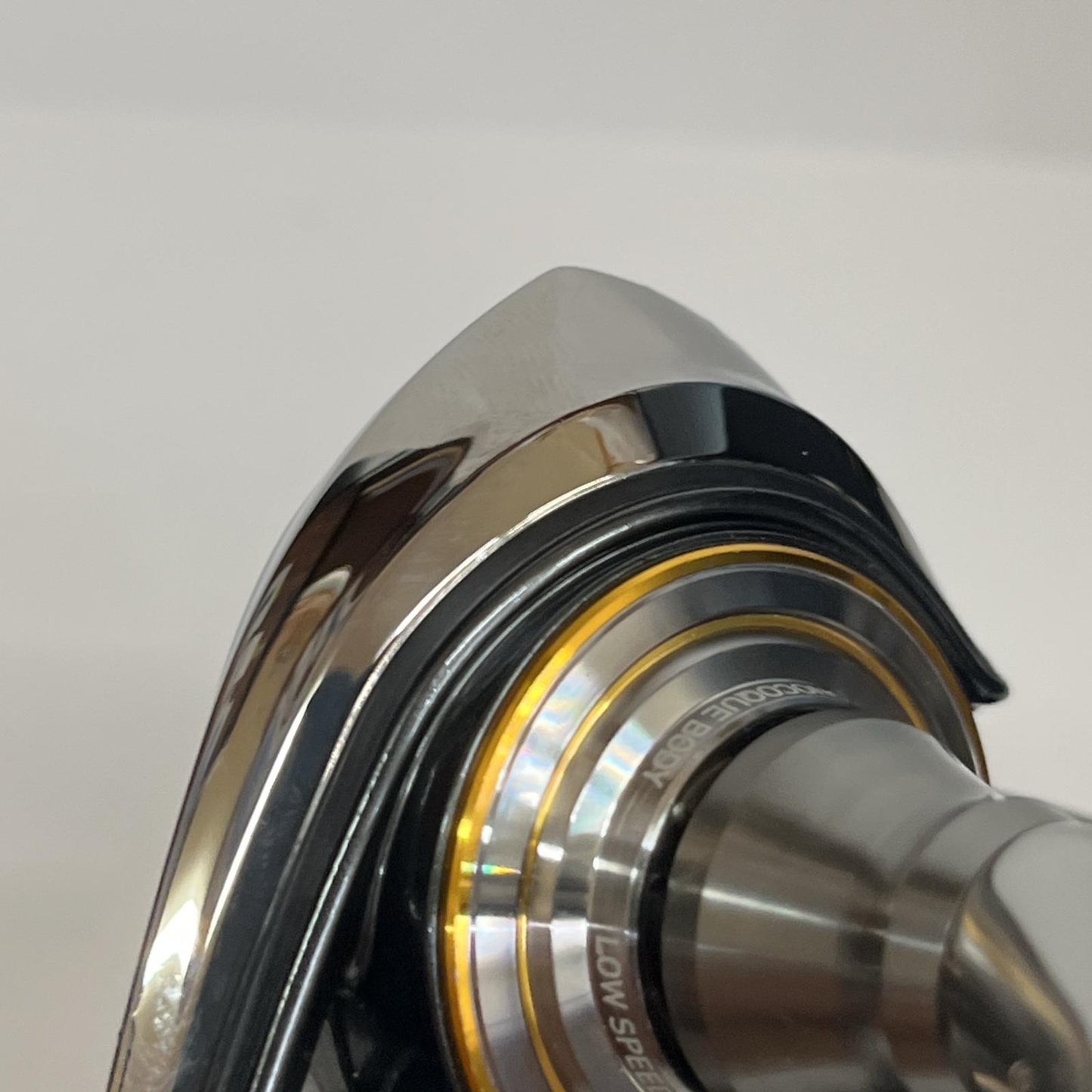 【フィッシング/釣り/釣具/リール】 【スピニングリール】Daiwa | ダイワ 21ルビアスエアリティFCLT 2000S-P【加古川店】