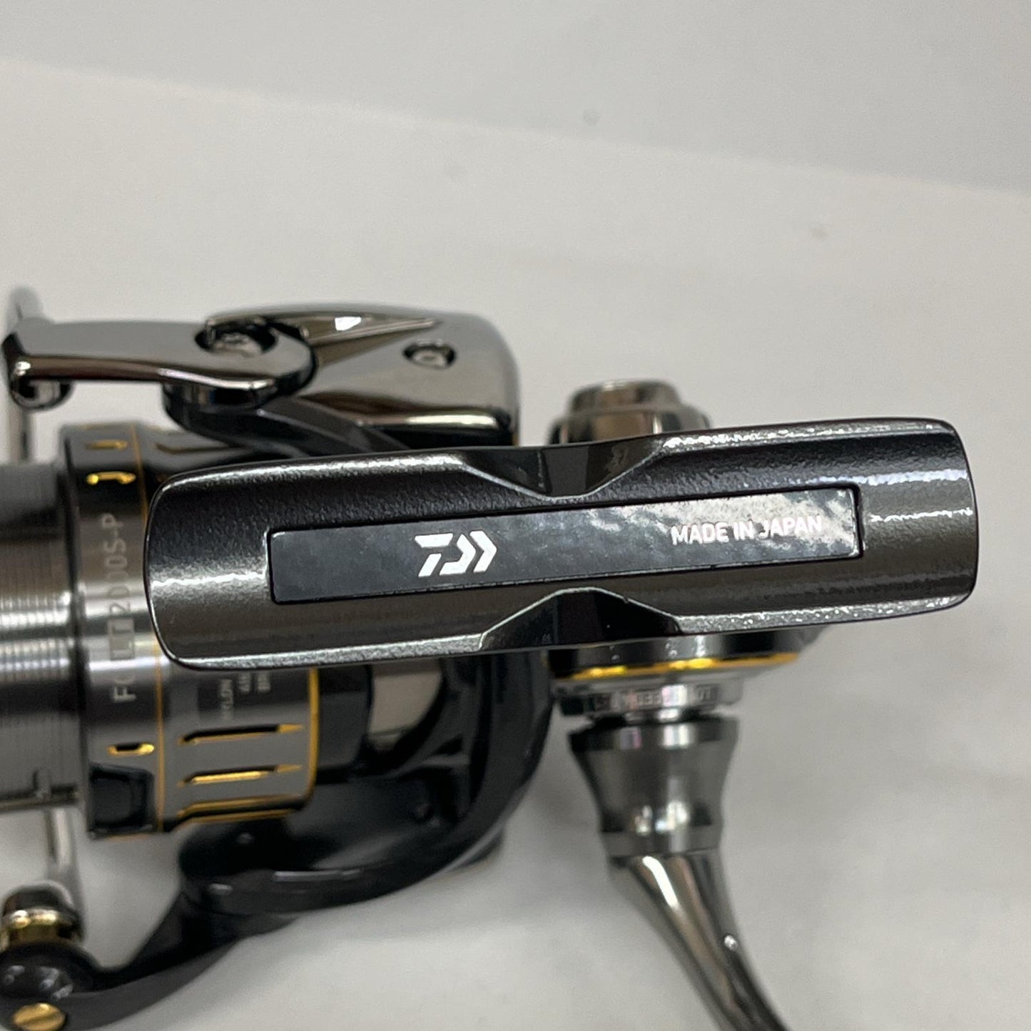 【フィッシング/釣り/釣具/リール】 【スピニングリール】Daiwa | ダイワ 21ルビアスエアリティFCLT 2000S-P【加古川店】
