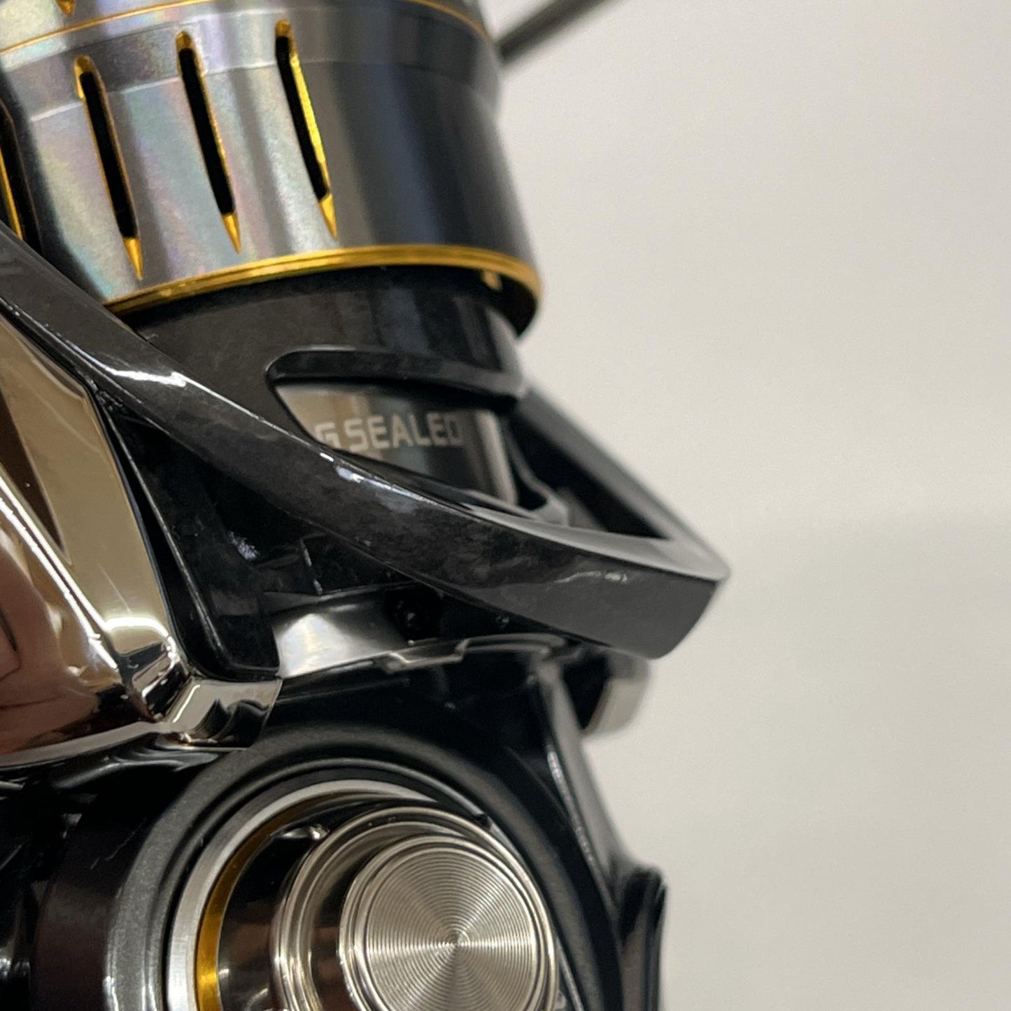 【フィッシング/釣り/釣具/リール】 【スピニングリール】Daiwa | ダイワ 21ルビアスエアリティFCLT 2000S-P【加古川店】