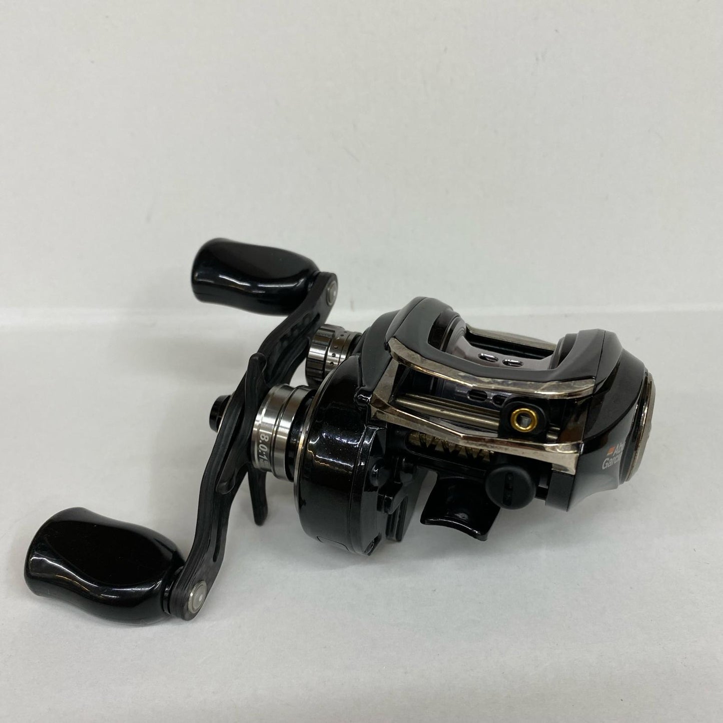 【フィッシング/釣り/釣具/リール】 【ベイトリール/右ハンドル】AbuGarcia | アブガルシア レボSLC-IB8【加古川店】