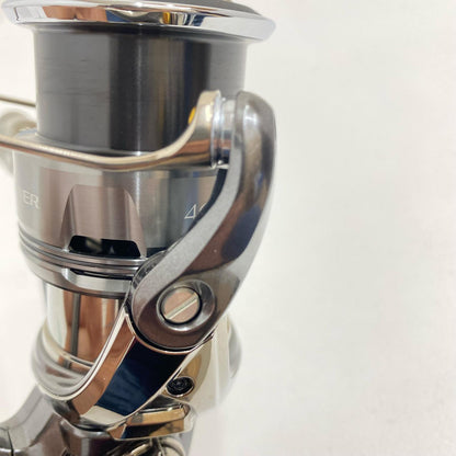 【フィッシング/釣り/釣具/リール】 【スピニングリール】SHIMANO | シマノ 24ツインパワー カスタムノブ 4000MHG【加古川店】